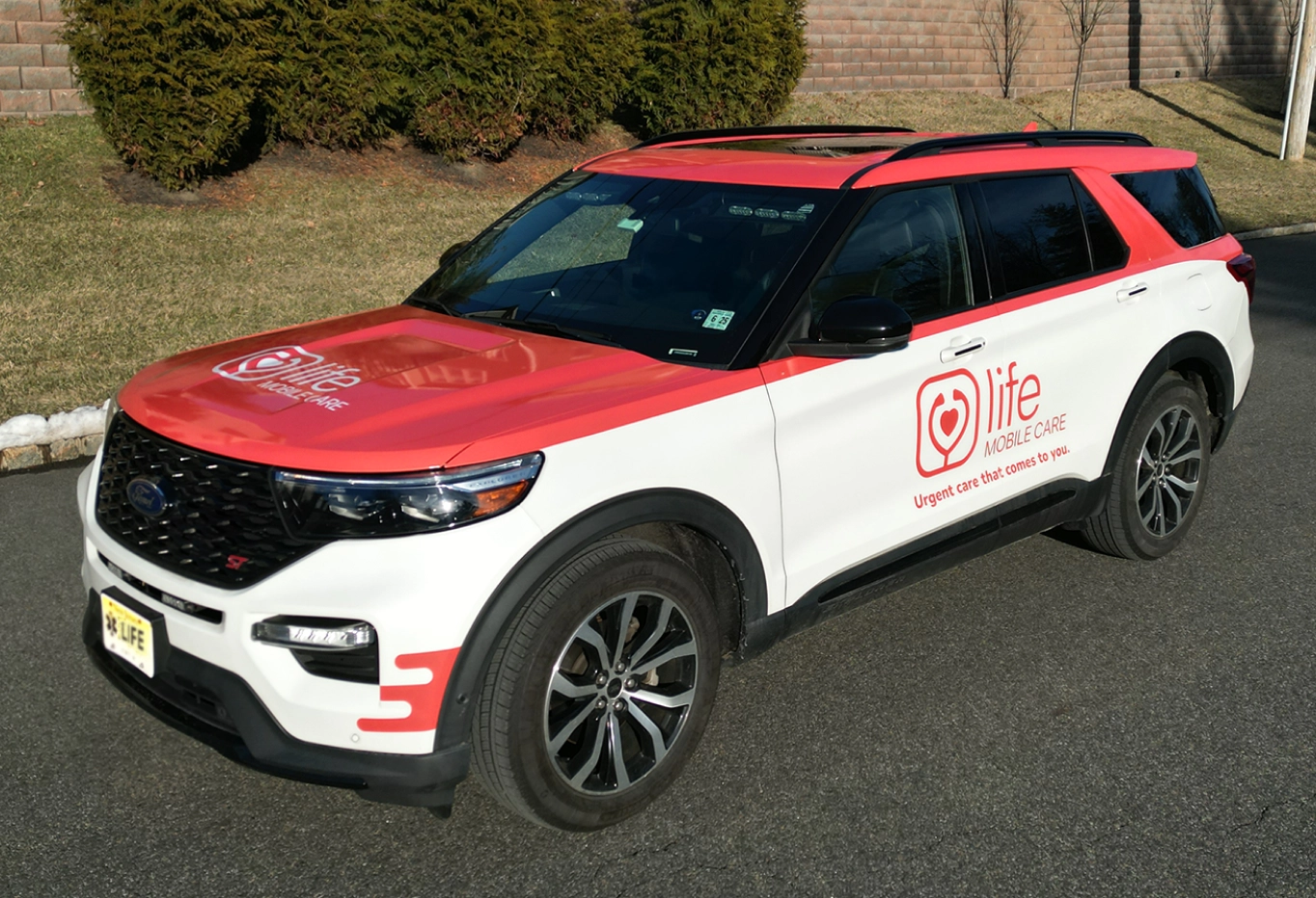 Life Medical urgent care vehicle providing mobile services in New Jersey